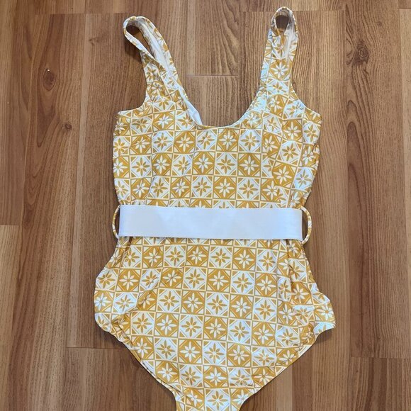 Modcloth Woman's Yellow The Haley One-Piece Retro Swimsuit Sz XL - Picture 4 of 11